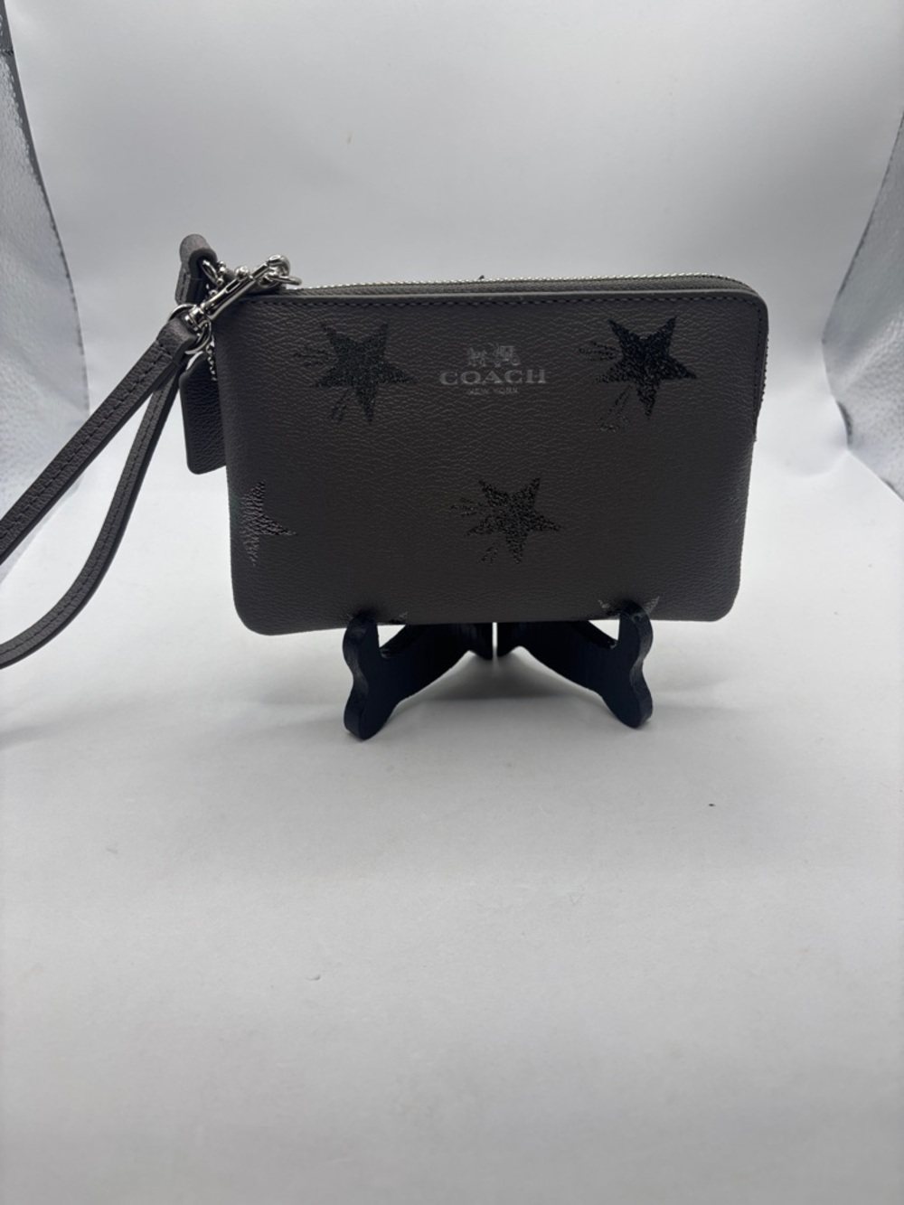 Coach Star Canyon print Gray wristlet leather w/silver star side zip shimmer - Picture 2 of 10